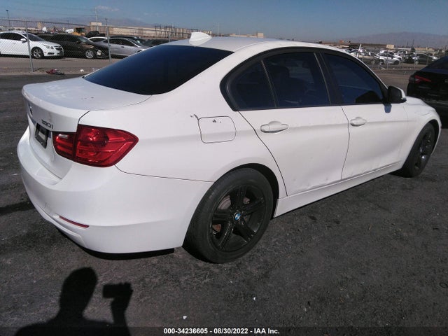 2015 BMW 3 Series, VIN: WBA3B1C55FK136557