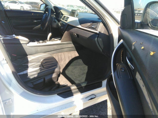 2015 BMW 3 Series, VIN: WBA3B1C55FK136557