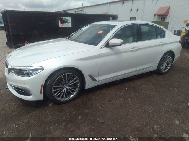 BMW 5 Series 540i 2019 WBAJE5C52KWW12109 Image 2
