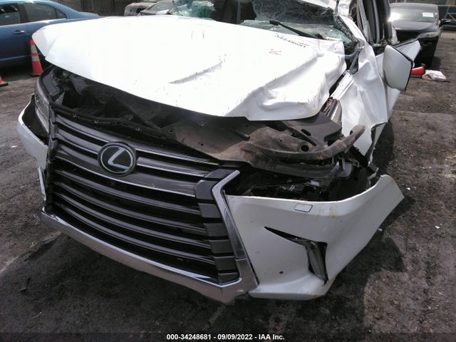 JTJHY7AX8H4240155 Lexus Lx Lx 570