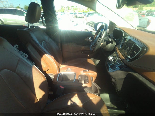 2019 Chrysler Pacifica Hybrid, VIN: 2C4RC1N70KR551225