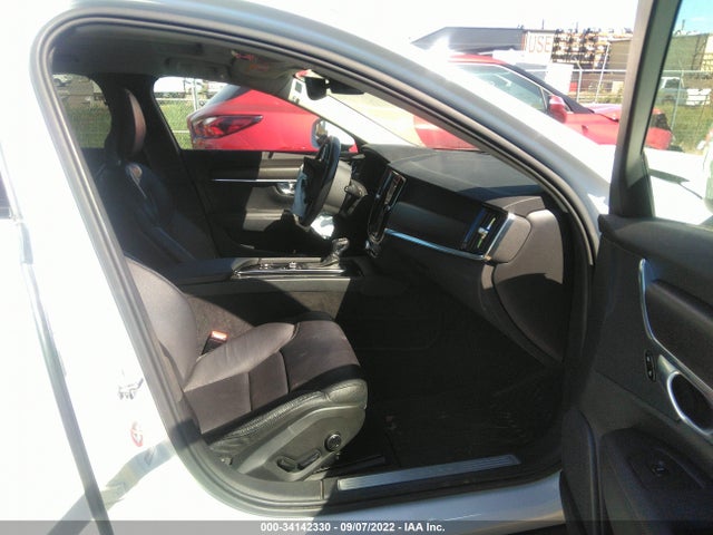 2017 Volvo V90, VIN: YV4A22NL2H1006396