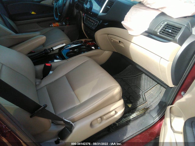Honda Pilot Touring 2016 5FNYF5H92GB004709 Image 6