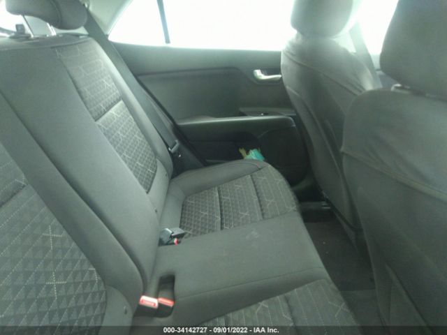 3KPA25AB6JE092106 KIA Rio 5-door S