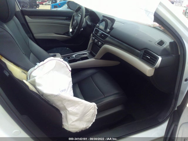 2018 HONDA ACCORD HYBRID VIN: 1HGCV3F10JA010136