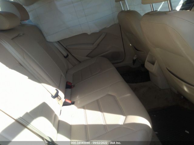 1VWAT7A39FC086328 Volkswagen Passat 1.8t Limited Edition