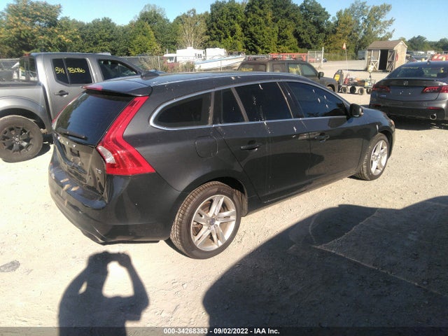 2015 Volvo V60, VIN: YV140MEK4F1262264
