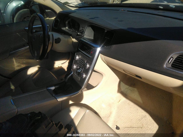 2015 Volvo V60, VIN: YV140MEK4F1262264