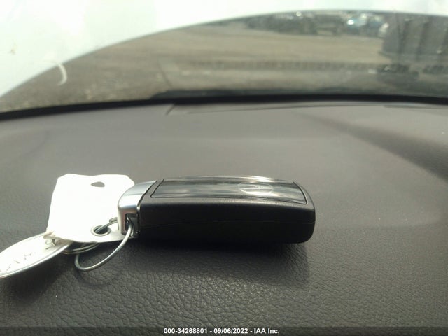 2018 Acura ILX, VIN: 19UDE2F38JA006402