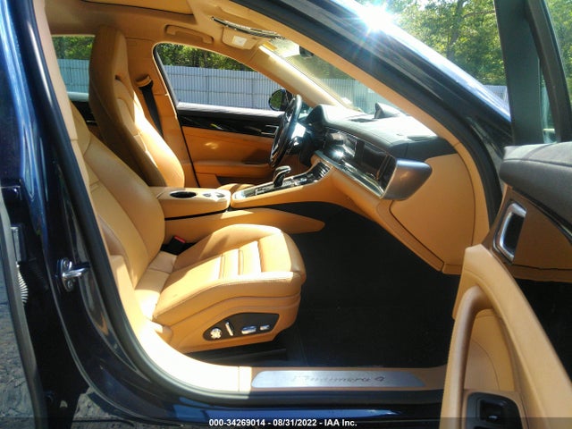 2018 Porsche Panamera, VIN: WP0AA2A79JL113471