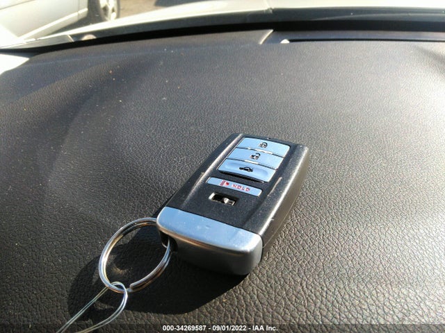 2016 Acura ILX, VIN: 19UDE2F33GA012990