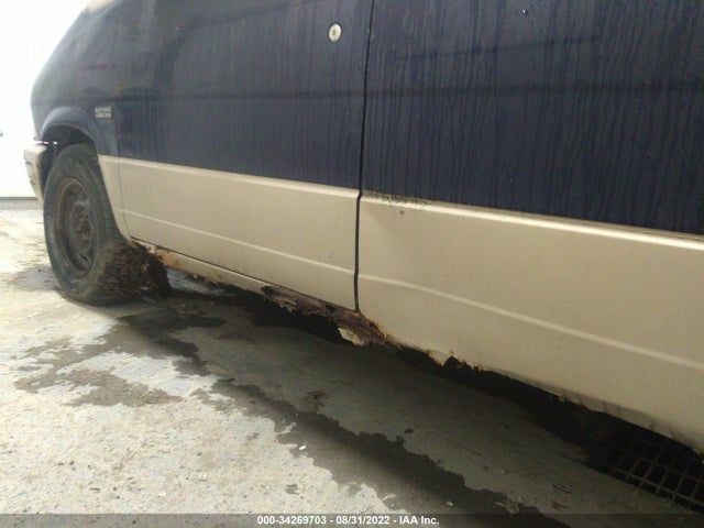 1996 FORD AEROSTAR VIN: 1FMDA41X8TZB52833
