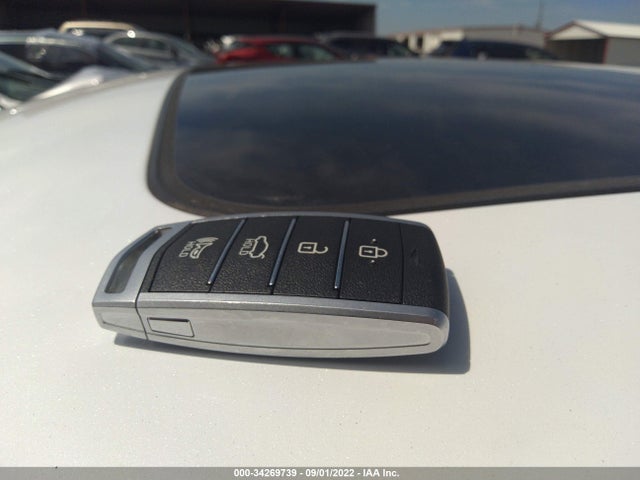 2019 Genesis G90, VIN: KMTF54JH5KU054429