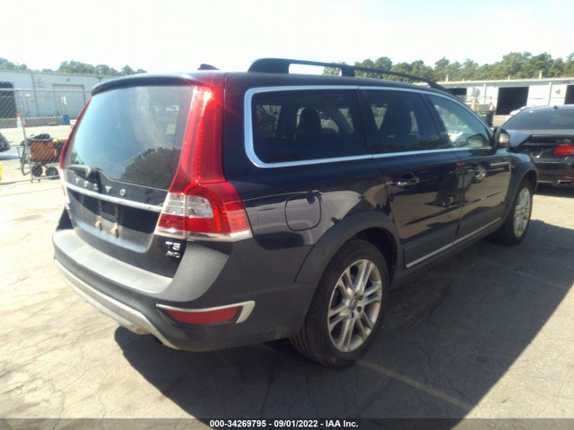 2016 Volvo XC70, VIN: YV4612NKXG1243572