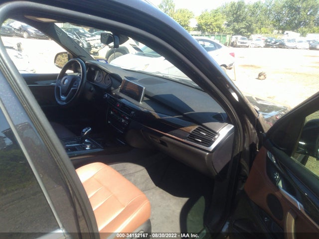 2018 BMW X5, VIN: 5UXKR2C53J0X10771