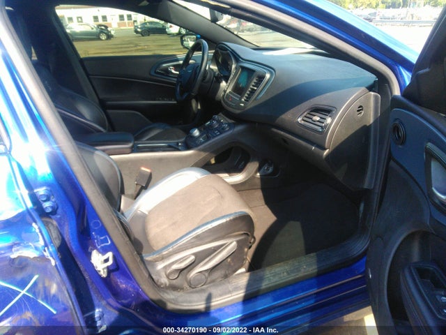 2015 Chrysler 200, VIN: 1C3CCCBB1FN532653