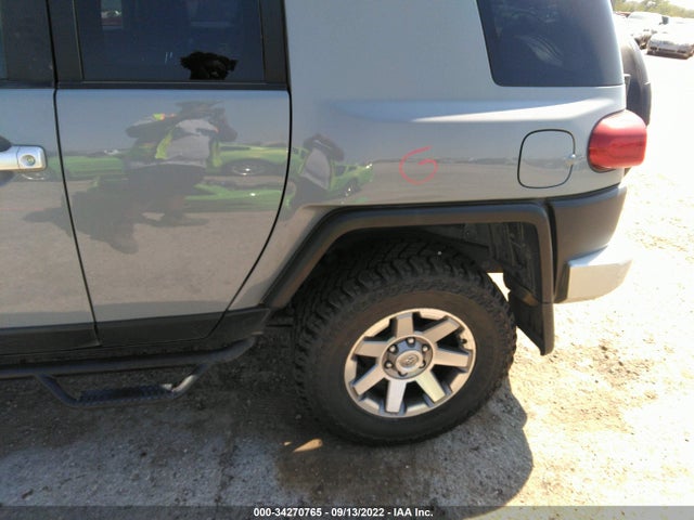 2014 Toyota FJ Cruiser, VIN: JTEBU4BF9EK185145
