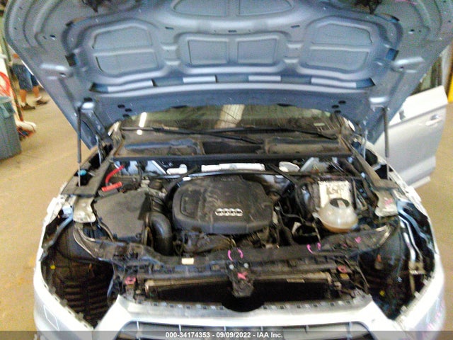 WA1BNAFY8J2047662 Audi Q5 Premium Plus