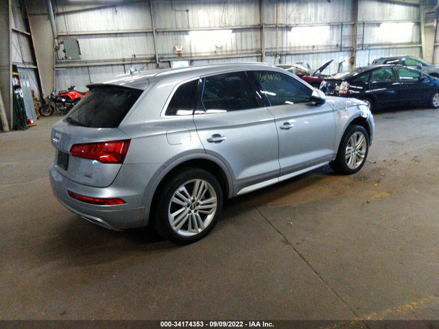 WA1BNAFY8J2047662 Audi Q5 Premium Plus