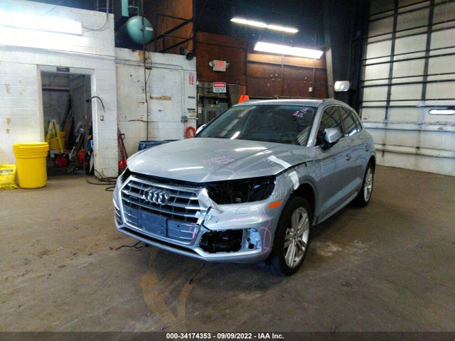 WA1BNAFY8J2047662 Audi Q5 Premium Plus
