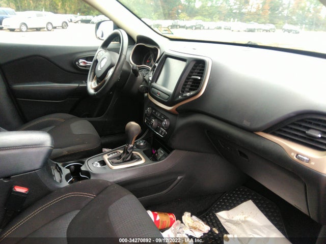 2015 Jeep Cherokee, VIN: 1C4PJMCS1FW795453