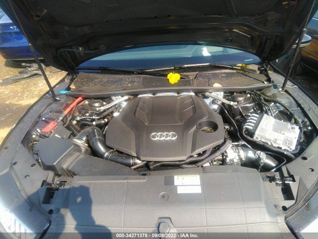 2021 Audi A7, VIN: WAUV2AF26MN039423