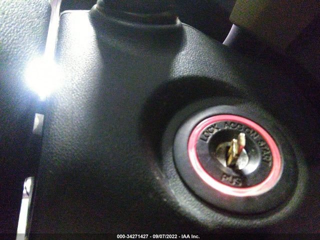 2011 KIA SOUL VIN: KNDJT2A27B7205722