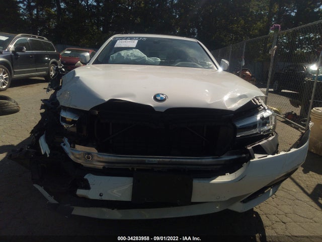 2022 BMW 5 Series, VIN: WBA13BJ06NCJ03643