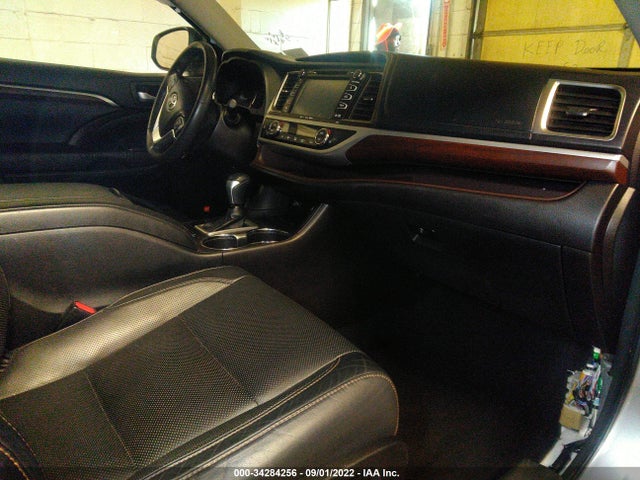 2016 Toyota Highlander, VIN: 5TDDCRFH0GS017155