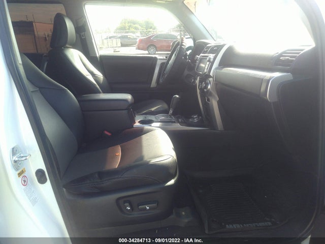 2018 Toyota 4Runner, VIN: JTEBU5JR1J5592886