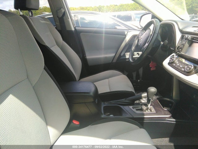 2018 TOYOTA RAV4 XLE/ADVENTURE VIN: JTMWFREV7JJ174953