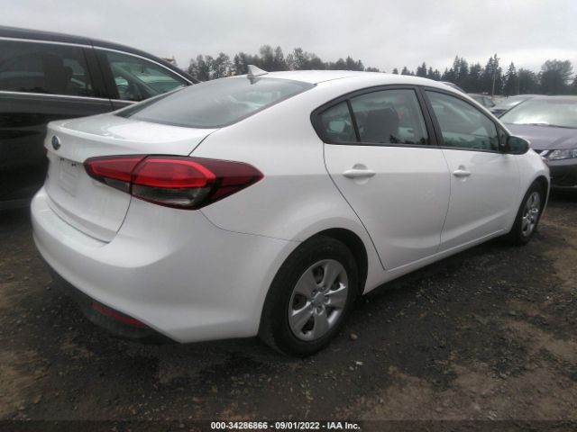 3KPFK4A78JE168551 KIA FORTE LX