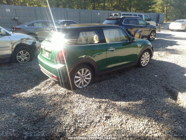2021 Mini Cooper, VIN: WMWXP3C03M2P34985