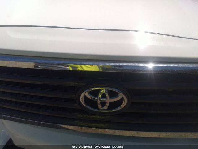 2018 Toyota Sequoia, VIN: 5TDBY5G19JS158946
