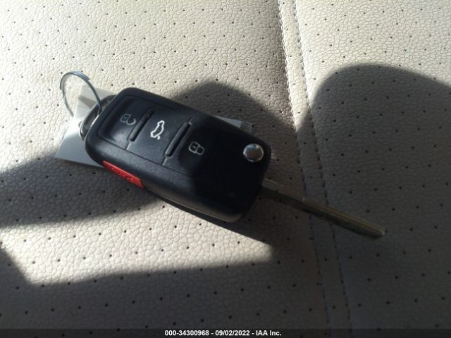3VWD17AJXFM300419 Volkswagen Jetta 1.8t Se