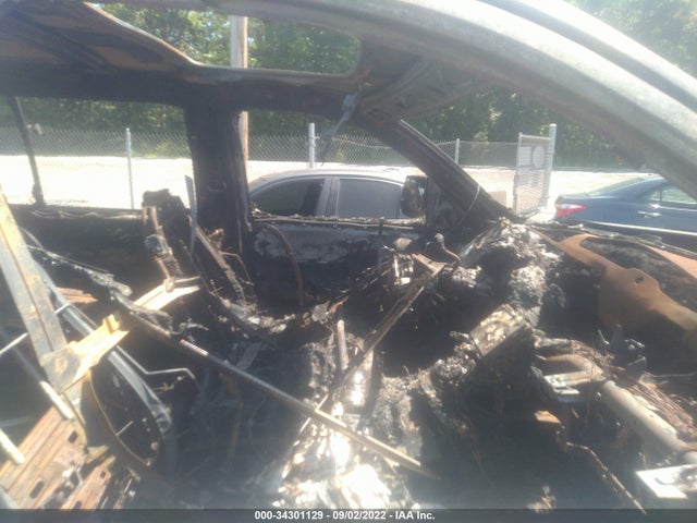 1GYS4SKJ3FR597884 Cadillac Escalade Esv Luxury