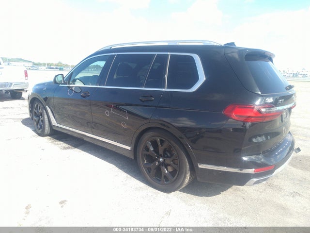 2021 BMW X7, VIN: 5UXCW2C04M9E27199