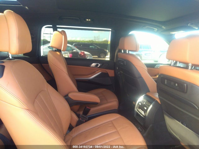 2021 BMW X7, VIN: 5UXCW2C04M9E27199