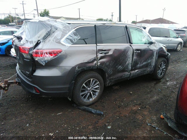 2019 Toyota Highlander, VIN: 5TDJGRFH9KS057556