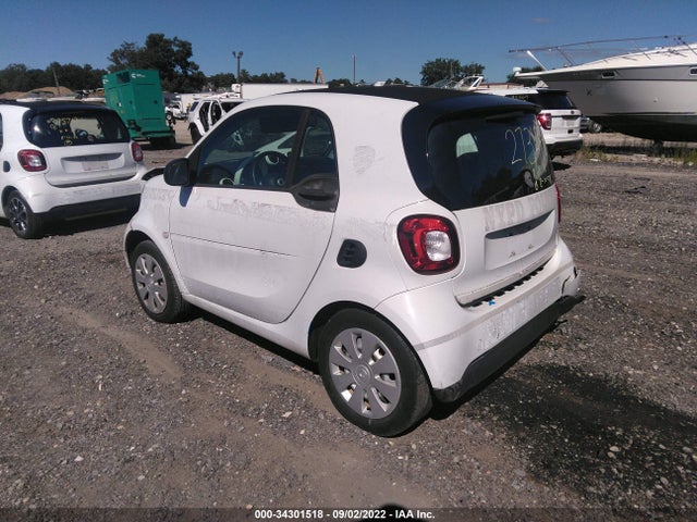 2017 Smart Fortwo, VIN: WMEFJ5DA4HK168555
