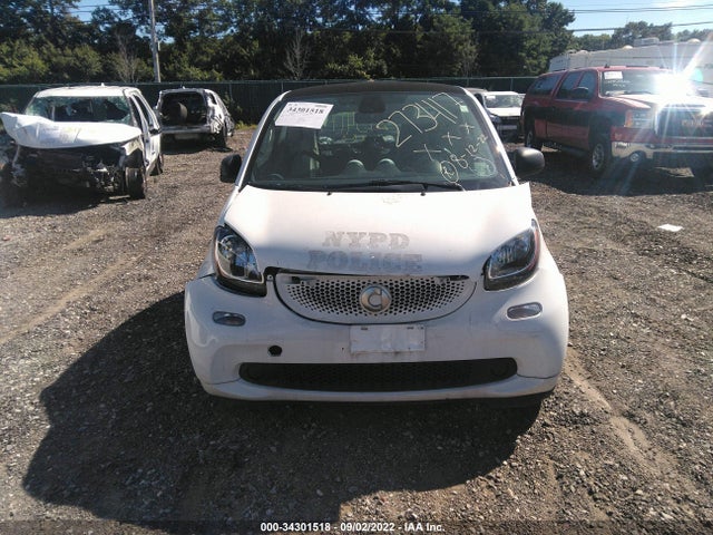 2017 Smart Fortwo, VIN: WMEFJ5DA4HK168555