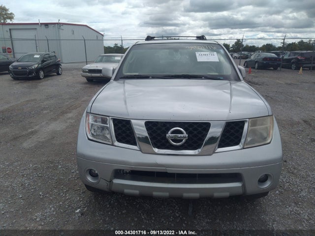 2005 NISSAN PATHFINDER SE VIN: 5N1AR18W45C747658
