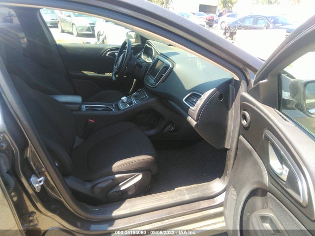 Chrysler 200 Limited 2015 1C3CCCAB5FN755358 Image 5