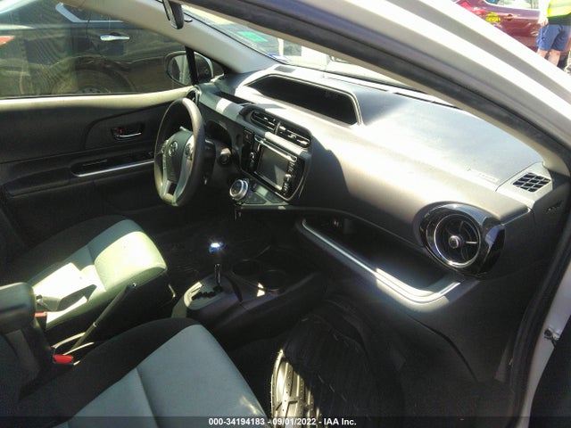 2017 Toyota Prius, VIN: JTDKDTB35H1591339