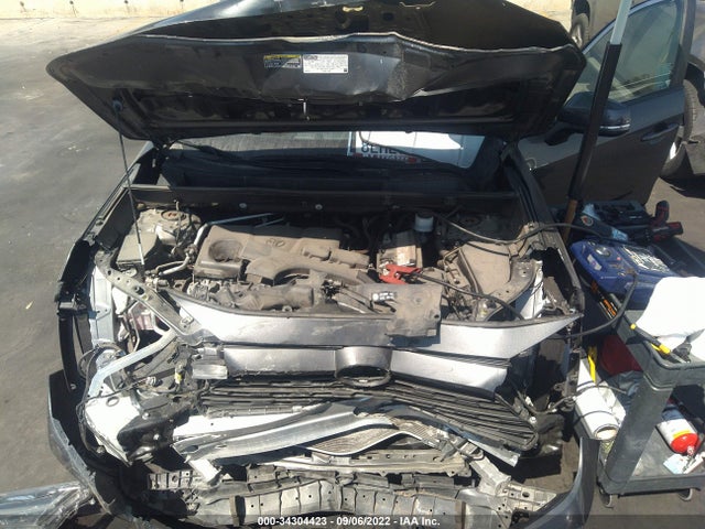 Toyota RAV4 LE 2019 2T3K1RFV2KC010980 Image 10