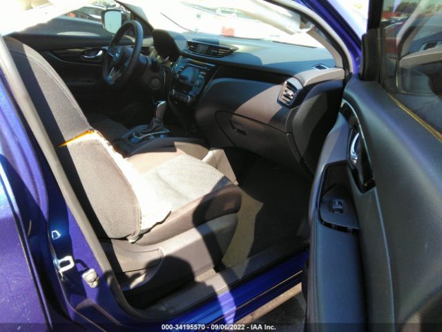 JN1BJ1CP7HW010119 Nissan Rogue Sport Sv