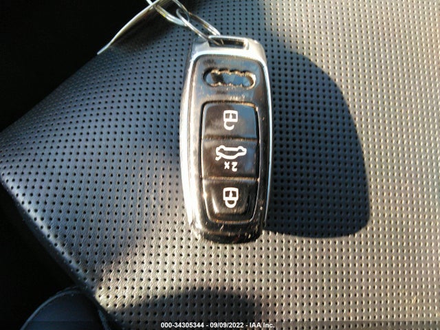 2019 Audi e-tron, VIN: WA1VAAGE3KB005866