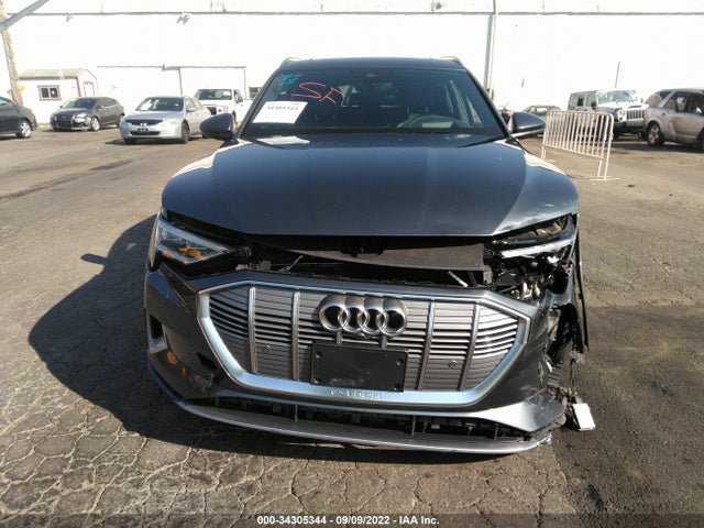 2019 Audi e-tron, VIN: WA1VAAGE3KB005866