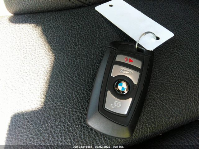 WBA8E5G59JNU47897 BMW 3 Series 320i Xdrive