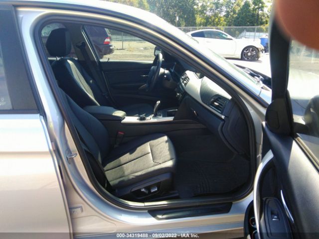 WBA8E5G59JNU47897 BMW 3 Series 320i Xdrive